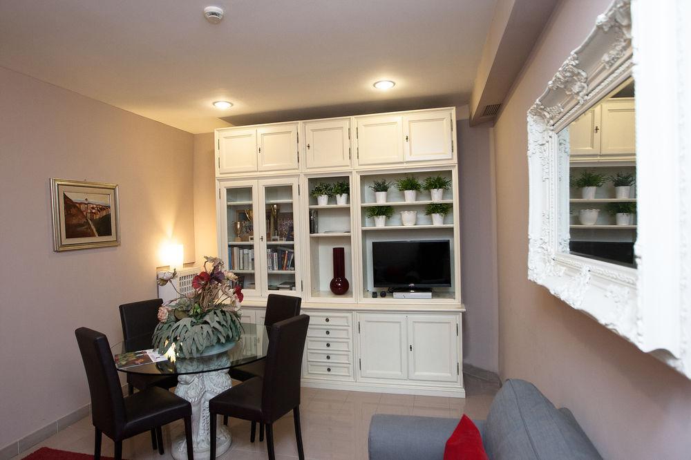 רומא Hotel Gerber מראה חיצוני תמונה